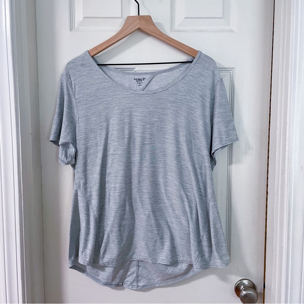 Old Navy Active Workout Gray Top XXL